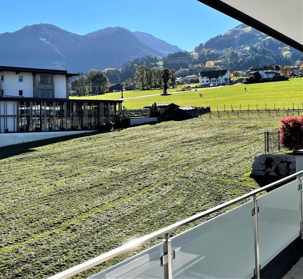 H21 - Modernes Ferienhaus 145Qm, 4Sz, Wellnessbereich Mit Sauna Und Dachterrasse Mit Panoramablick, Kuehlen Und Heizen Mit Geothermie Fügen Exteriér fotografie