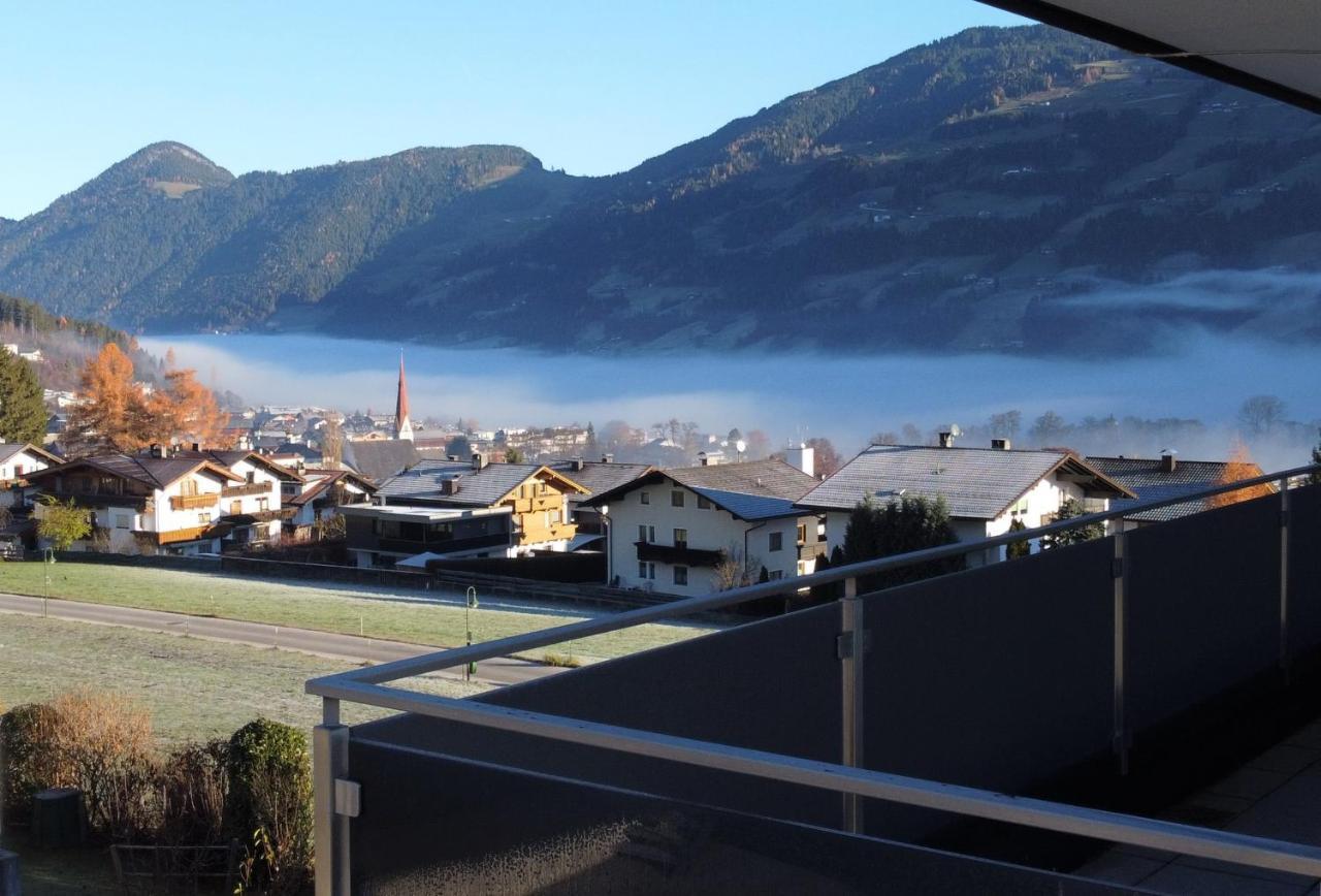 H21 - Modernes Ferienhaus 145Qm, 4Sz, Wellnessbereich Mit Sauna Und Dachterrasse Mit Panoramablick, Kuehlen Und Heizen Mit Geothermie Fügen Exteriér fotografie