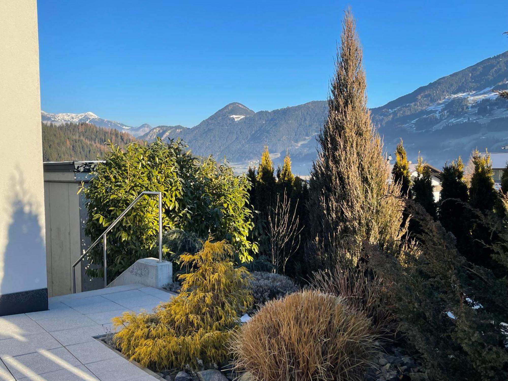 H21 - Modernes Ferienhaus 145Qm, 4Sz, Wellnessbereich Mit Sauna Und Dachterrasse Mit Panoramablick, Kuehlen Und Heizen Mit Geothermie Fügen Exteriér fotografie